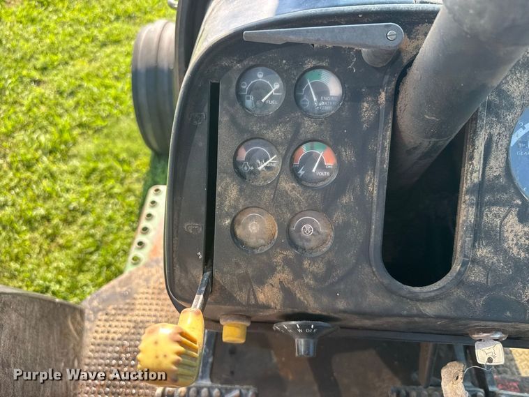 image for item DY3225 1978 John Deere 4640 tractor