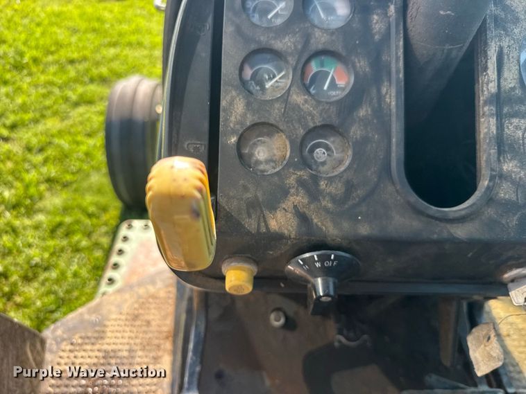 image for item DY3225 1978 John Deere 4640 tractor