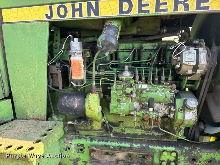 image for item DY3225 1978 John Deere 4640 tractor