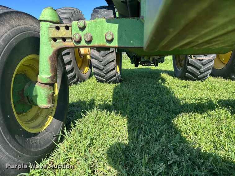 image for item DY3225 1978 John Deere 4640 tractor
