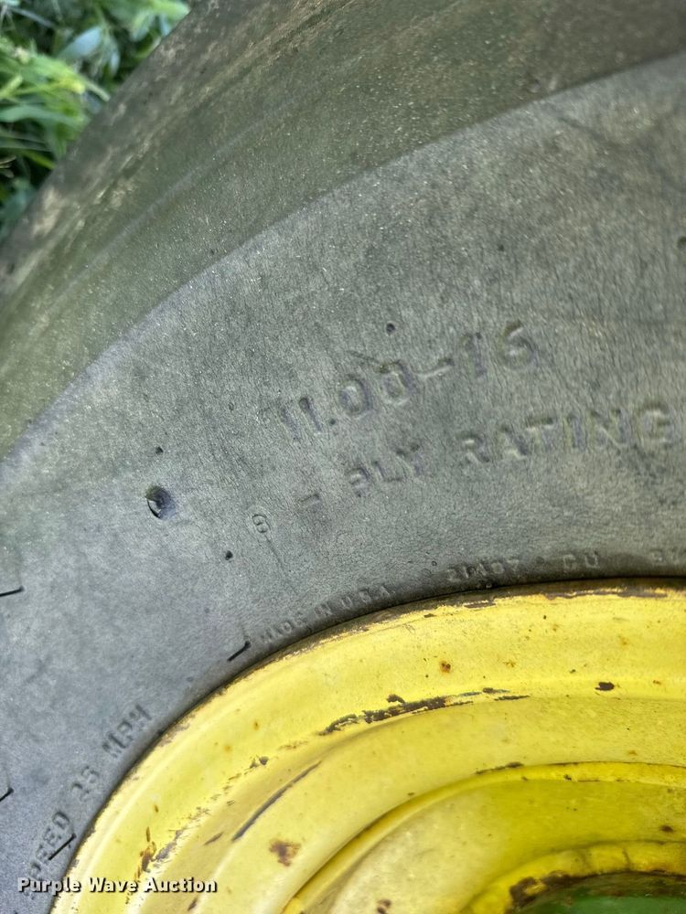 image for item DY3225 1978 John Deere 4640 tractor