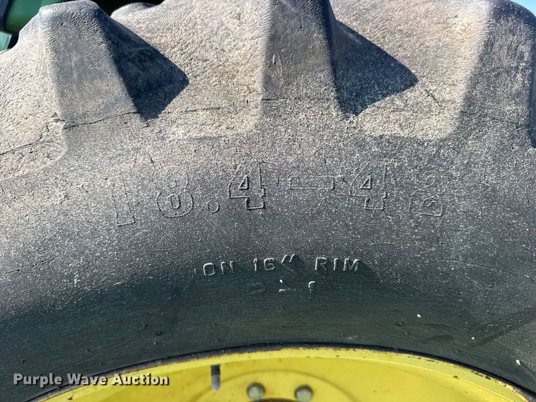 image for item DY3225 1978 John Deere 4640 tractor