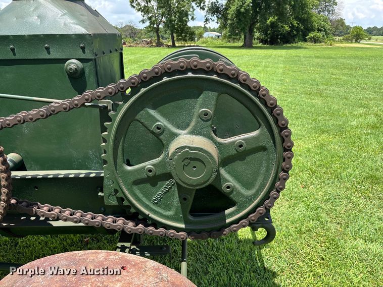 image for item EO4400 1926 Advance-Rumely OilPull M 20/35  tractor
