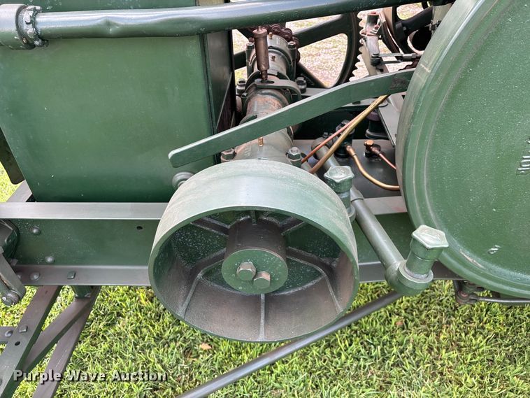 image for item EO4400 1926 Advance-Rumely OilPull M 20/35  tractor