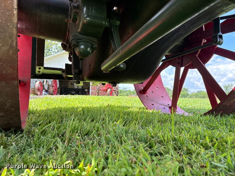 image for item EO4400 1926 Advance-Rumely OilPull M 20/35  tractor
