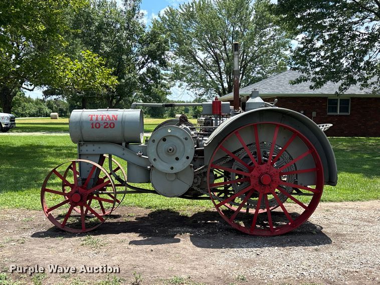 image for item EO4401 1921 International Harvester Titan 10-20 tractor