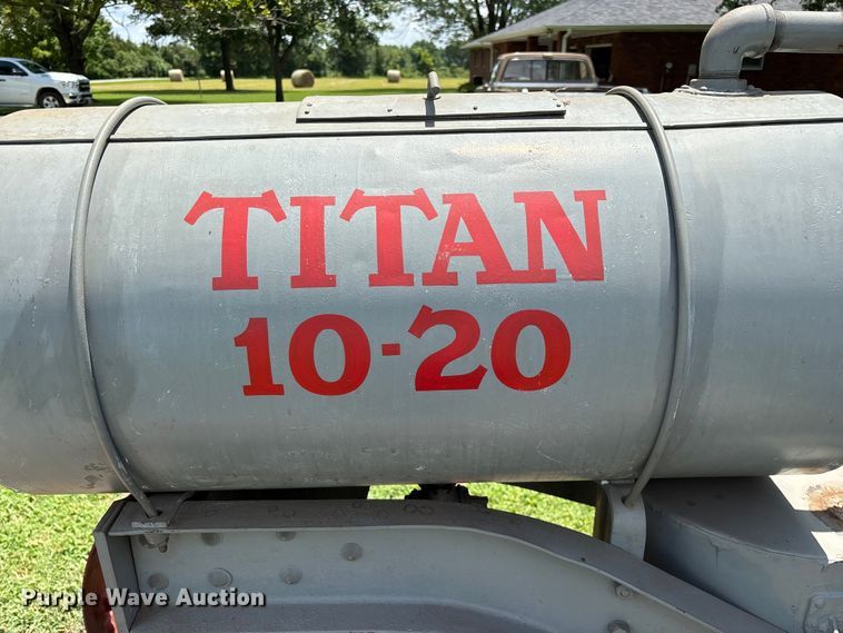 image for item EO4401 1921 International Harvester Titan 10-20 tractor