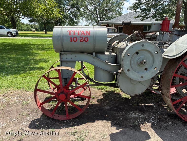 image for item EO4401 1921 International Harvester Titan 10-20 tractor