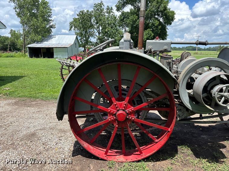 image for item EO4401 1921 International Harvester Titan 10-20 tractor