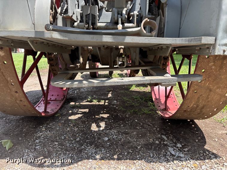 image for item EO4401 1921 International Harvester Titan 10-20 tractor