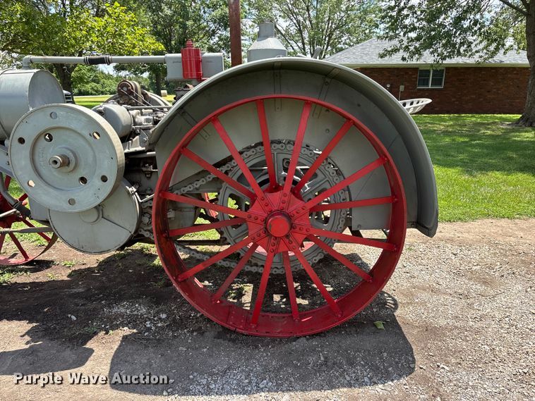image for item EO4401 1921 International Harvester Titan 10-20 tractor