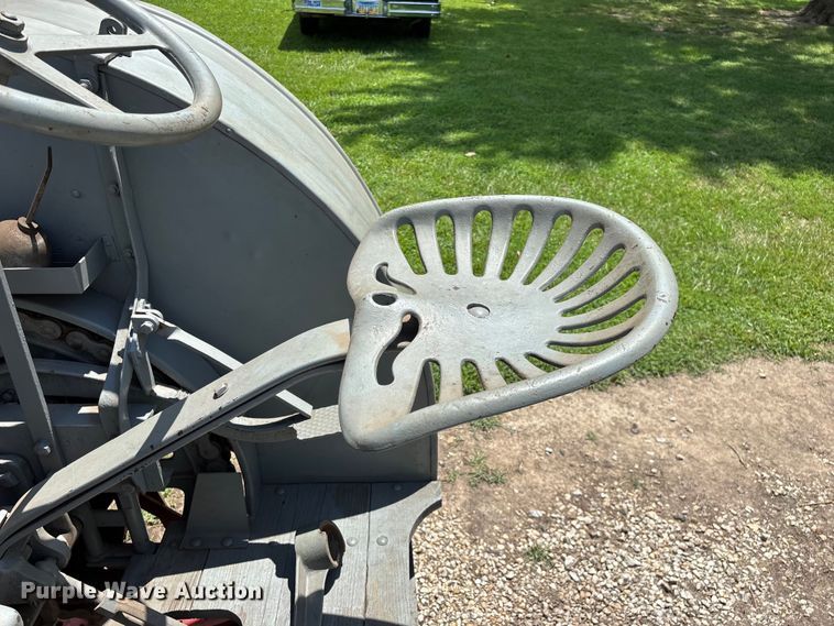 image for item EO4401 1921 International Harvester Titan 10-20 tractor