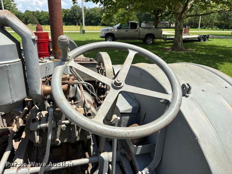 image for item EO4401 1921 International Harvester Titan 10-20 tractor