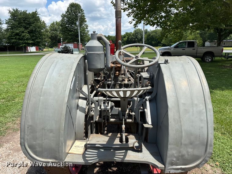 image for item EO4401 1921 International Harvester Titan 10-20 tractor