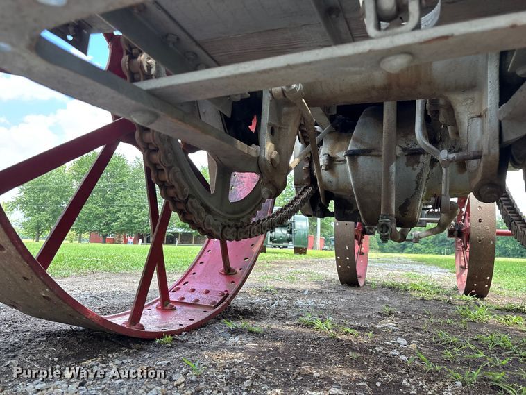 image for item EO4401 1921 International Harvester Titan 10-20 tractor