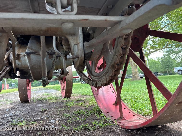 image for item EO4401 1921 International Harvester Titan 10-20 tractor
