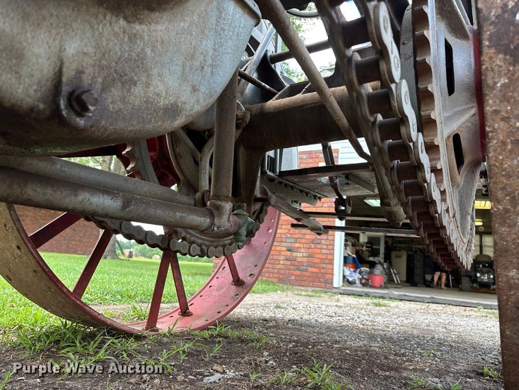 image for item EO4401 1921 International Harvester Titan 10-20 tractor