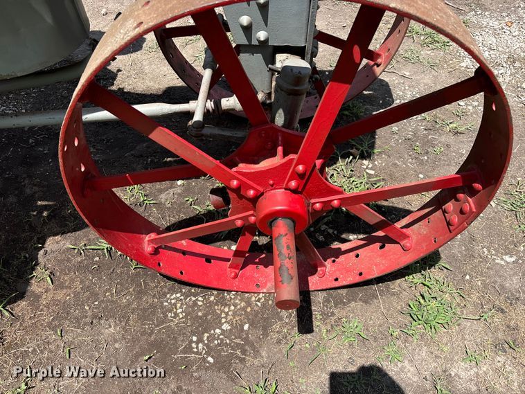 image for item EO4401 1921 International Harvester Titan 10-20 tractor