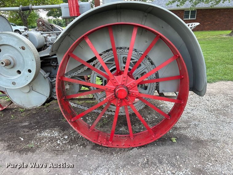 image for item EO4401 1921 International Harvester Titan 10-20 tractor