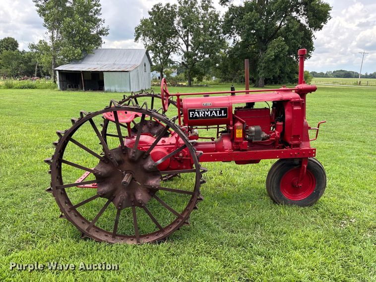 image for item EO4402 1935 International Harvester Farmall  F-12 tractor