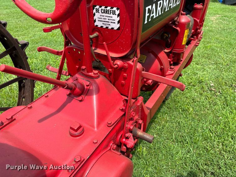 image for item EO4402 1935 International Harvester Farmall  F-12 tractor