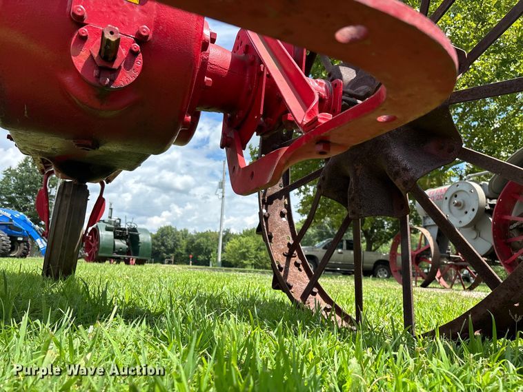 image for item EO4402 1935 International Harvester Farmall  F-12 tractor