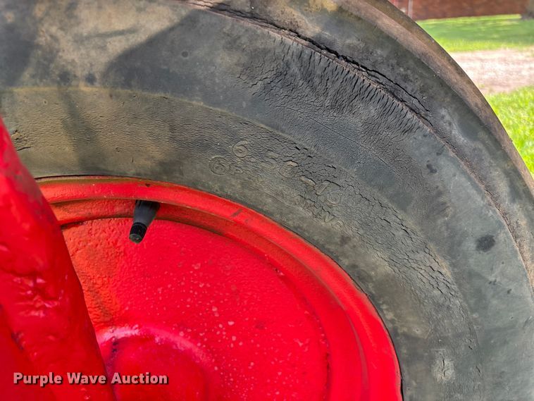 image for item EO4402 1935 International Harvester Farmall  F-12 tractor