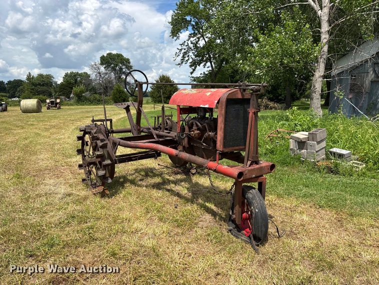 image for item EO4403 Thieman Harvester kit tractor