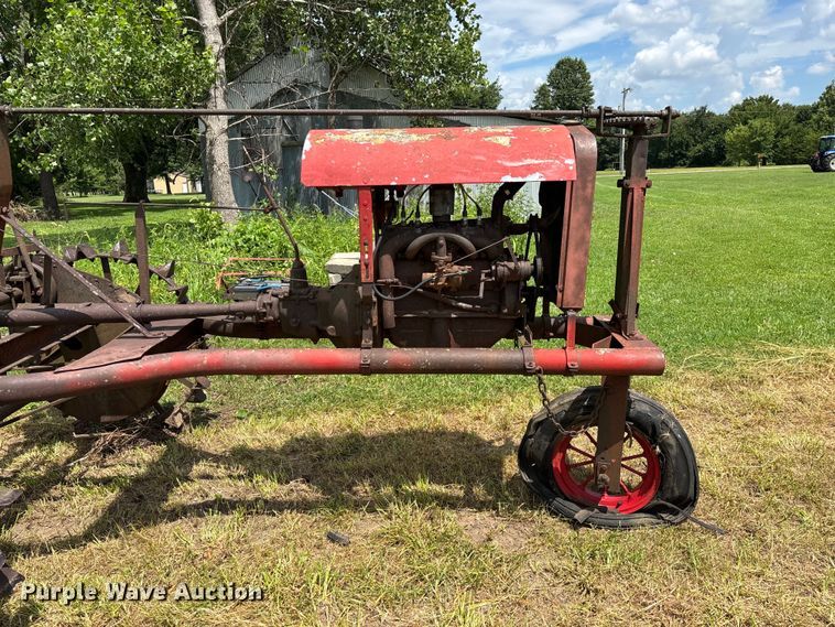 image for item EO4403 Thieman Harvester kit tractor