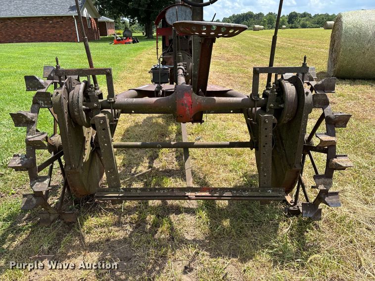 image for item EO4403 Thieman Harvester kit tractor
