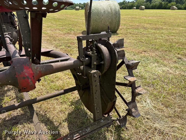 image for item EO4403 Thieman Harvester kit tractor