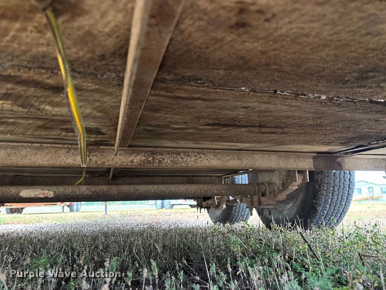 image for item EO4480 1978 Chief's  livestock trailer