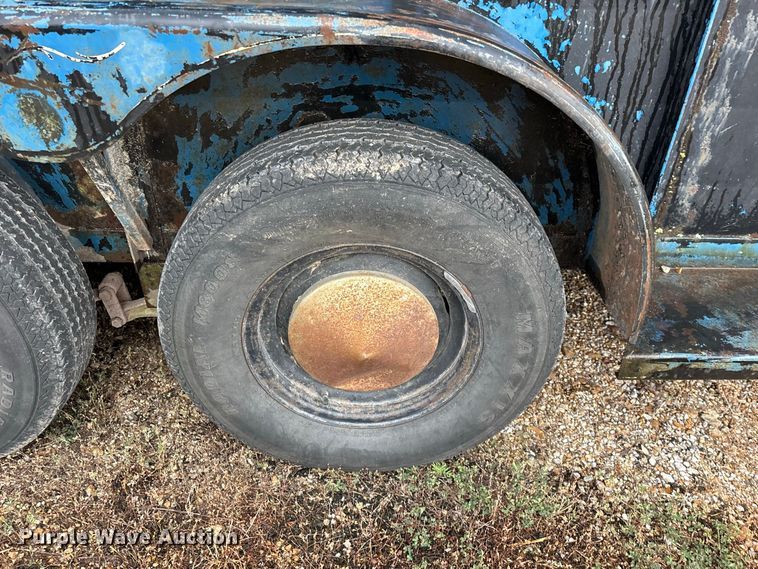 image for item EO4480 1978 Chief's  livestock trailer