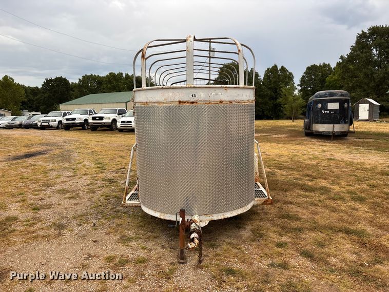 image for item EO4481 1968 Hale  livestock trailer