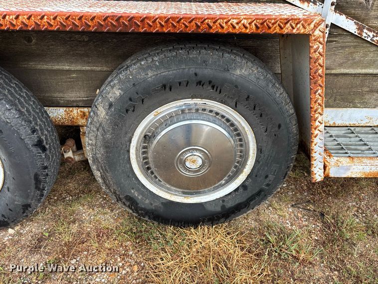 image for item EO4481 1968 Hale  livestock trailer