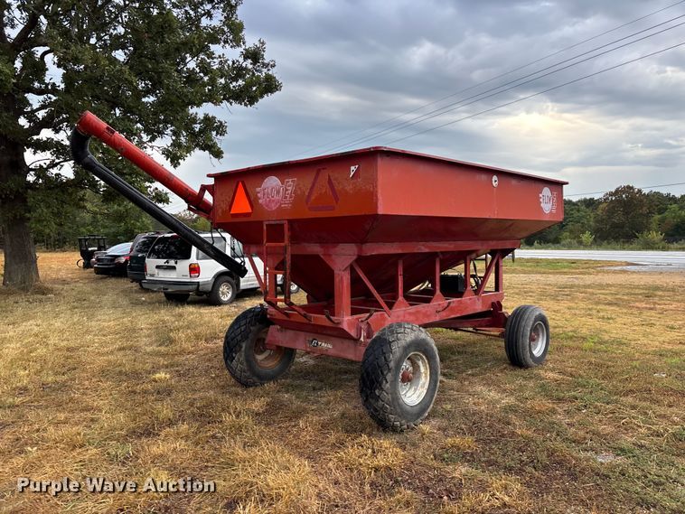 image for item EO4484 E-Z Trail Flow E-Z 300 grain cart
