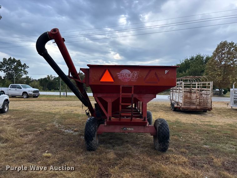 image for item EO4484 E-Z Trail Flow E-Z 300 grain cart