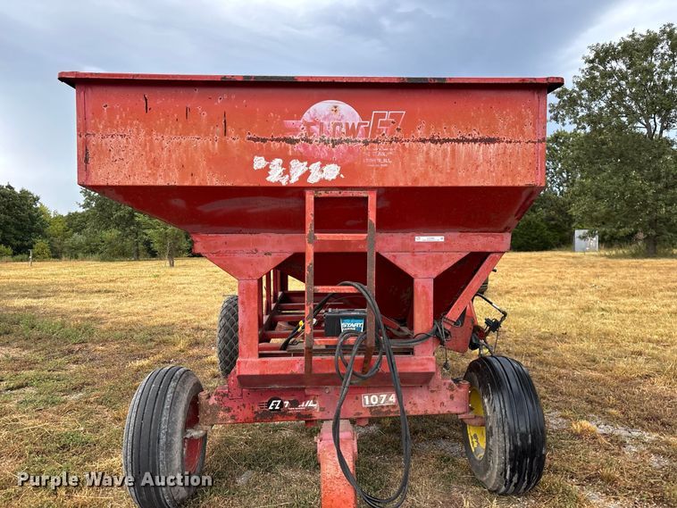 image for item EO4484 E-Z Trail Flow E-Z 300 grain cart