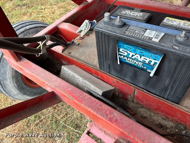 image for item EO4484 E-Z Trail Flow E-Z 300 grain cart