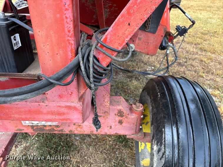image for item EO4484 E-Z Trail Flow E-Z 300 grain cart