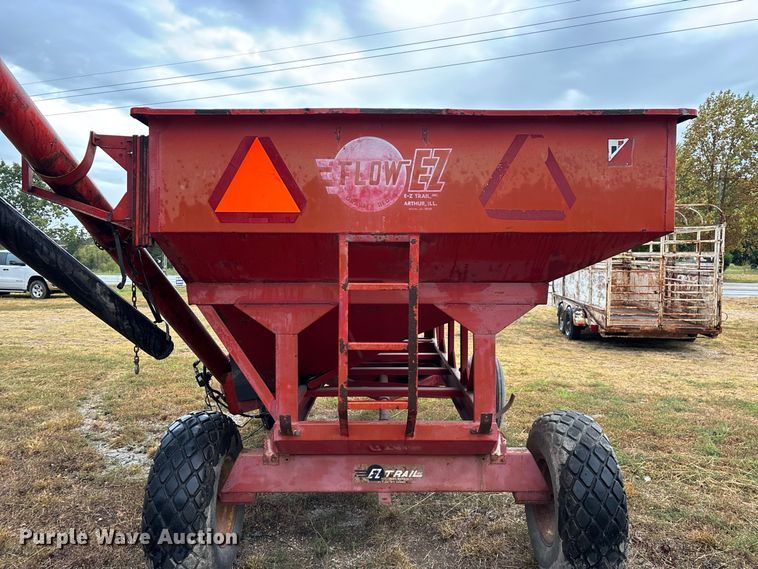 image for item EO4484 E-Z Trail Flow E-Z 300 grain cart