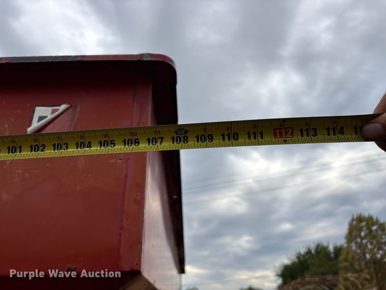 image for item EO4484 E-Z Trail Flow E-Z 300 grain cart