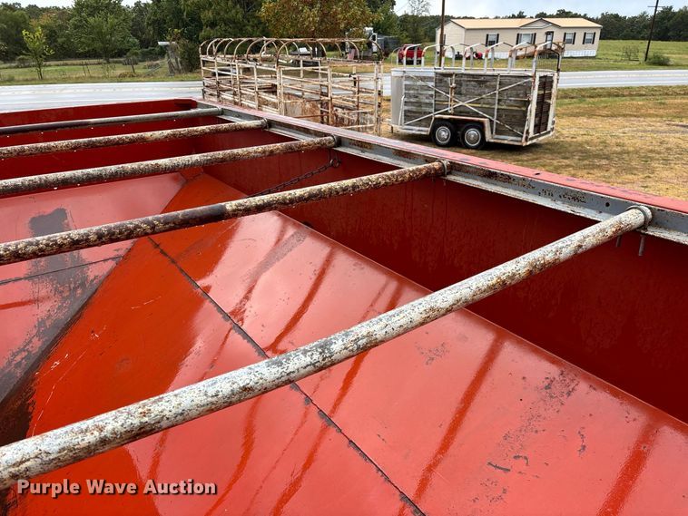 image for item EO4484 E-Z Trail Flow E-Z 300 grain cart