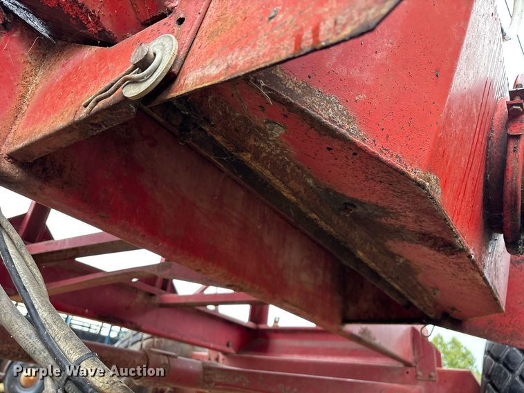 image for item EO4484 E-Z Trail Flow E-Z 300 grain cart