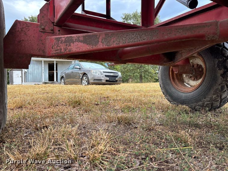 image for item EO4484 E-Z Trail Flow E-Z 300 grain cart