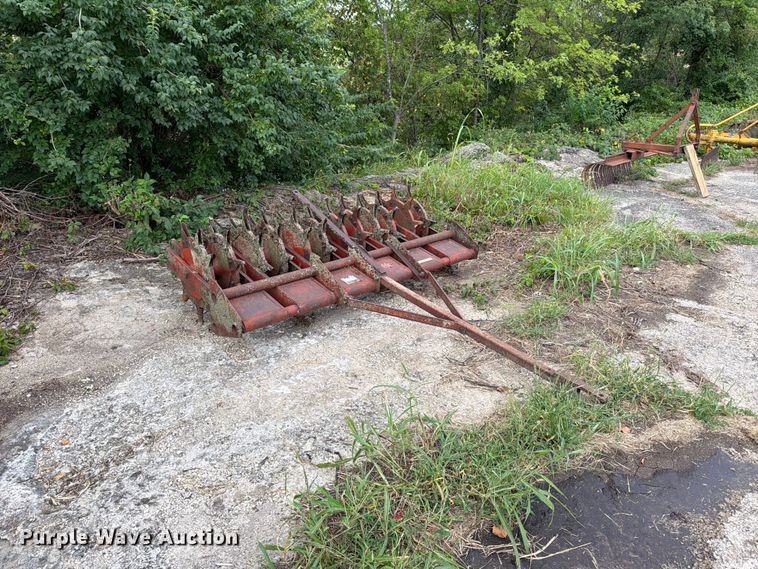 image for item EO8703 Rogers Aerator 590 aerator