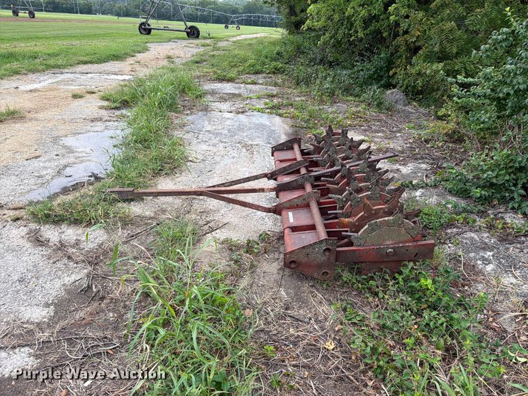 image for item EO8703 Rogers Aerator 590 aerator
