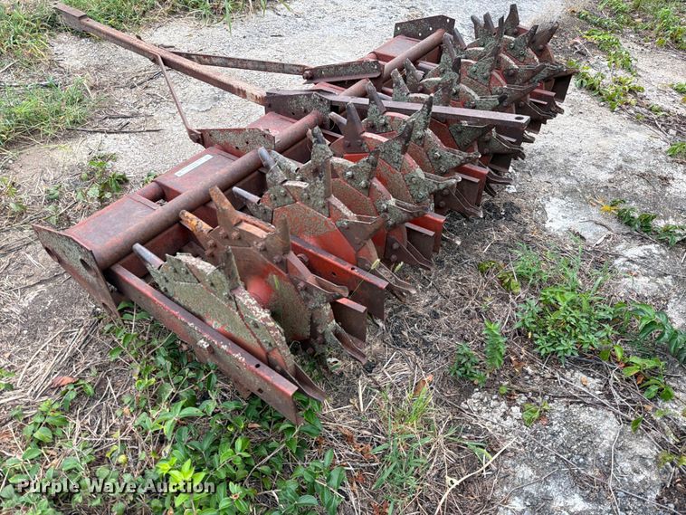 image for item EO8703 Rogers Aerator 590 aerator
