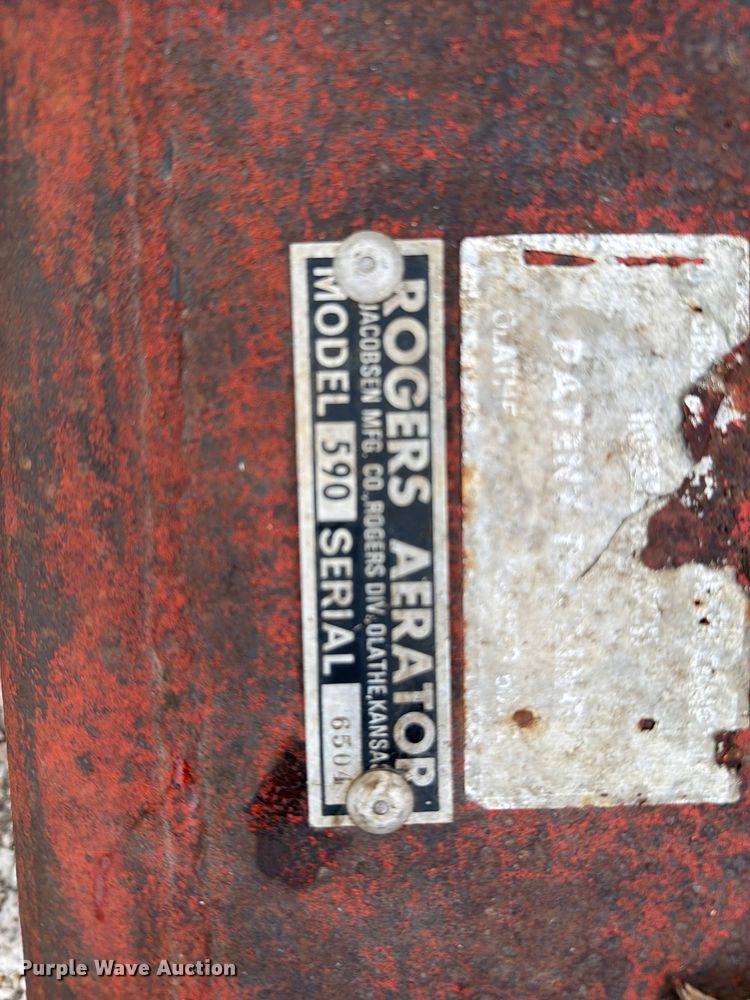 image for item EO8703 Rogers Aerator 590 aerator