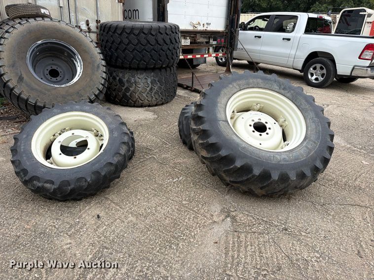 image for item EO8707 (4) tires and wheels